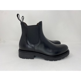 501013 - Scarpa - Nero Giardini