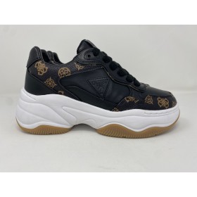 HAPPY3 - Scarpe - Guess